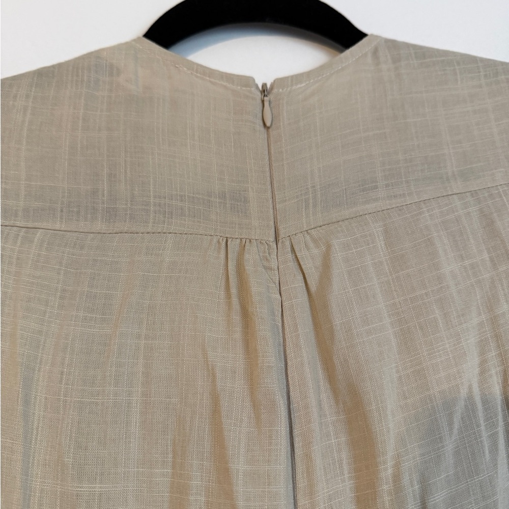 superdown Beige Puff-Sleeve Button-Front Jumpsuit - Picture 4 of 5